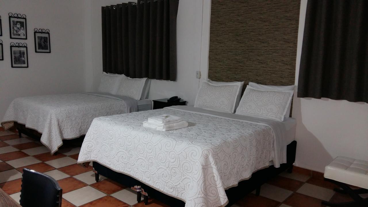 Medieval Hotel Tres Coracoes Extérieur photo